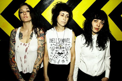 The Coathangers New Single ‘Follow Me’