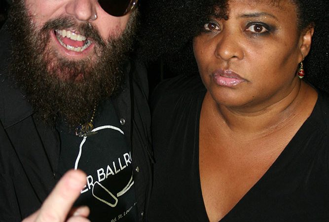 The BellRays ‘Rockpocalypse Make Up’ Tour 2015