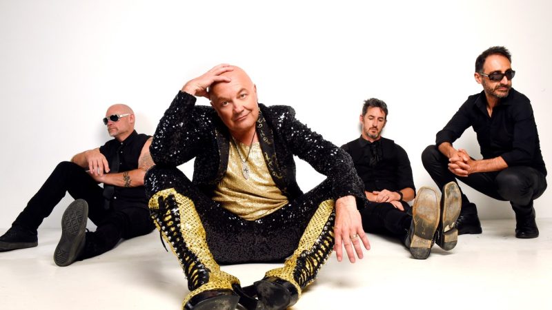 Chocolate Starfish First Album In 20 Years + Tour