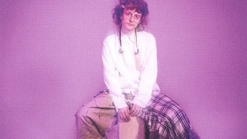 Cavetown Announces New Album ‘Running With Scissors’