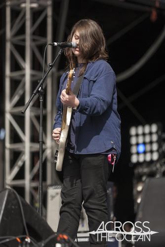 alex_lahey_yours_and_owls_festival_04