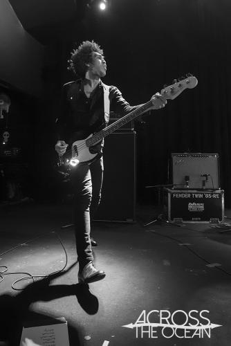 and_you_will_know_us_by_the_trail_of_dead_the_manning_bar_04