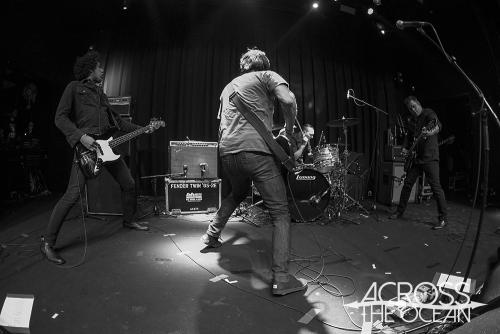 and_you_will_know_us_by_the_trail_of_dead_the_manning_bar_09