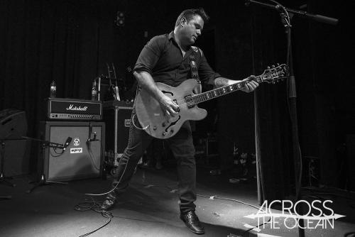 and_you_will_know_us_by_the_trail_of_dead_the_manning_bar_13