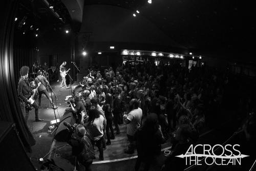 and_you_will_know_us_by_the_trail_of_dead_the_manning_bar_22