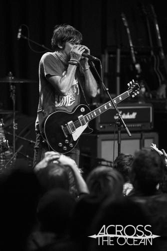 and_you_will_know_us_by_the_trail_of_dead_the_manning_bar_25