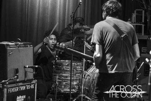 and_you_will_know_us_by_the_trail_of_dead_the_manning_bar_28