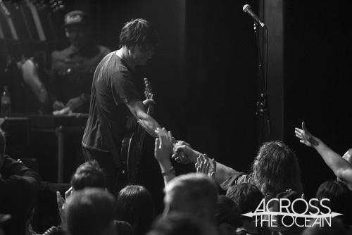 and_you_will_know_us_by_the_trail_of_dead_the_manning_bar_32