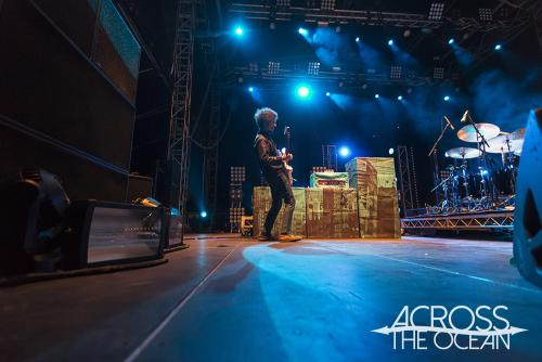 at_the_drive_in_yours_and_owls_festival_01