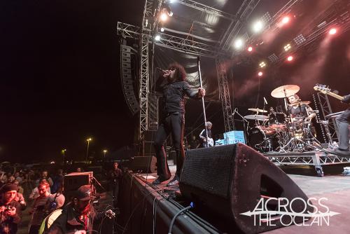 at_the_drive_in_yours_and_owls_festival_19