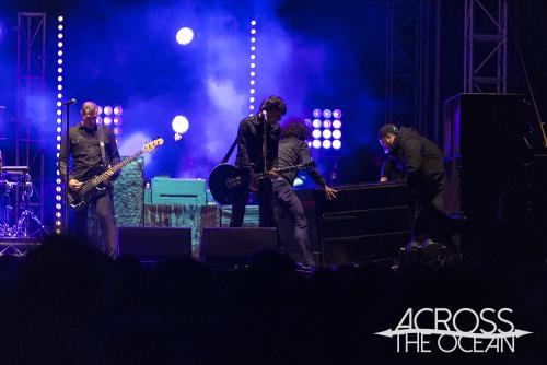 at_the_drive_in_yours_and_owls_festival_26