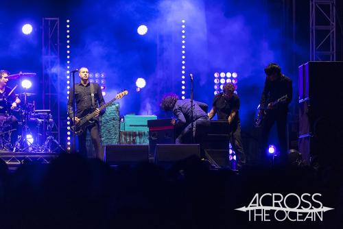 at_the_drive_in_yours_and_owls_festival_27