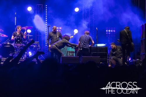 at_the_drive_in_yours_and_owls_festival_28