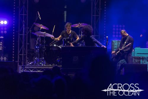 at_the_drive_in_yours_and_owls_festival_34