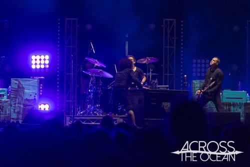 at_the_drive_in_yours_and_owls_festival_35