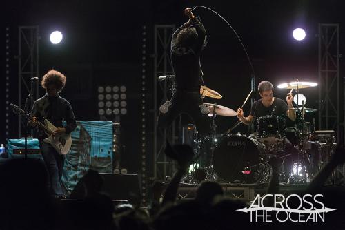 at_the_drive_in_yours_and_owls_festival_41