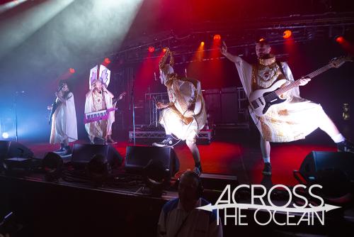 battlesnake_the_world_is_a_vampire_festival_10