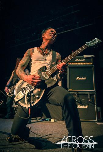 buckcherry_max_watts_02