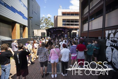 busty_yours_and_owls_festival_2023_07