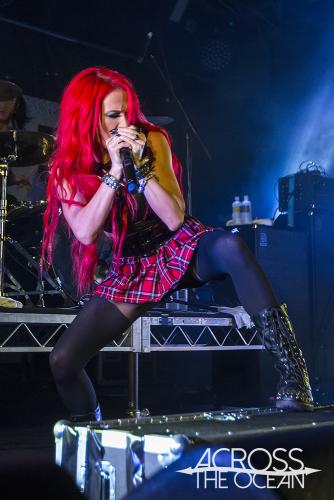 butcher_babies_soundwave_15_10