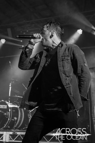 crown_the_empire_sydney_soundwave_15_06