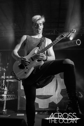 crown_the_empire_sydney_soundwave_15_08