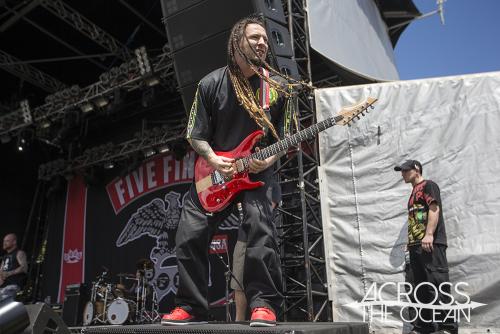 five_finger_death_punch_soundwave_14_06