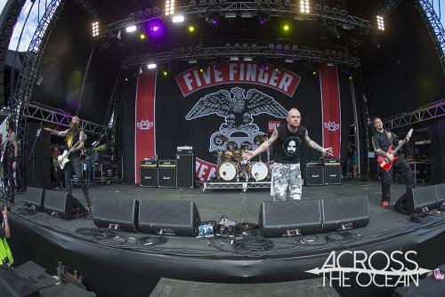 five_finger_death_punch_soundwave_14_15