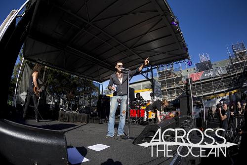 frankies_world-_famous_house_band_uncaged_festival_09