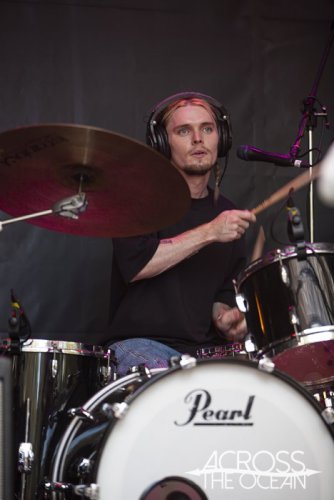 hallie_yours_and_owls_festival_2023_07