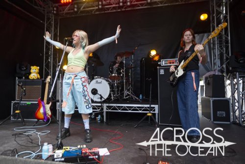 hallie_yours_and_owls_festival_2023_08