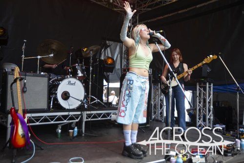 hallie_yours_and_owls_festival_2023_11