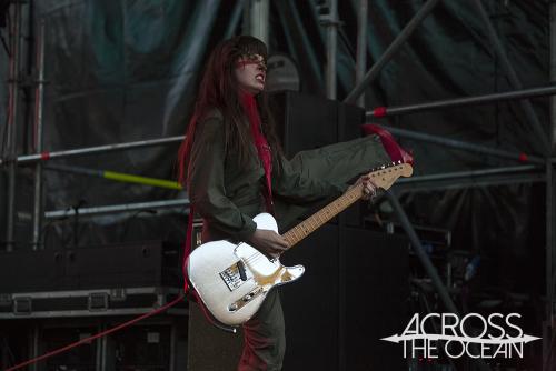 le_butcherettes_yours_and_owls_festival_09