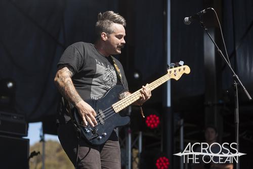 listener_yours_and_owls_festival_01