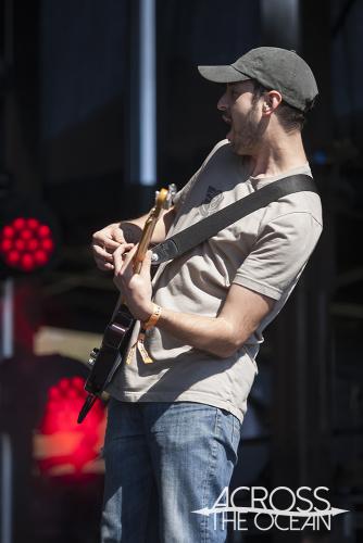 listener_yours_and_owls_festival_03