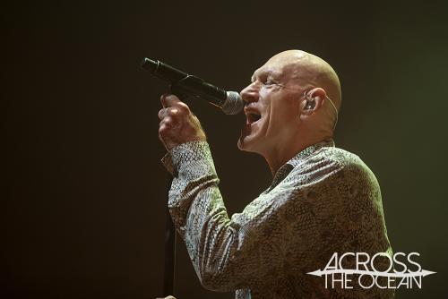 midnight_oil_win_entertainment_centre_02