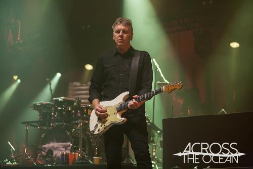 midnight_oil_win_entertainment_centre_03