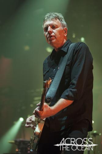 midnight_oil_win_entertainment_centre_04