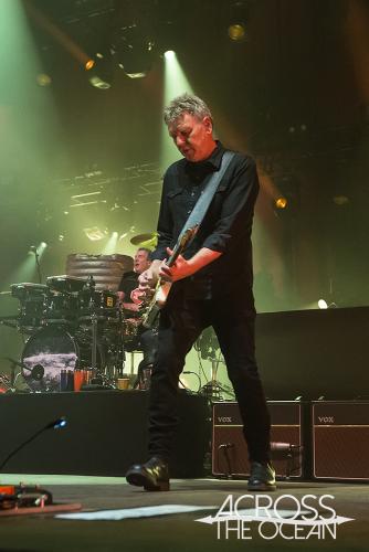 midnight_oil_win_entertainment_centre_14