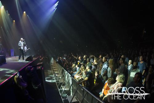 midnight_oil_win_entertainment_centre_18