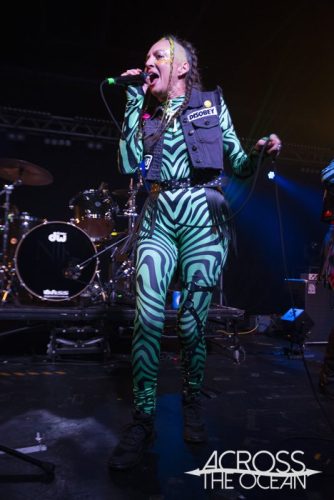 monster_zoku_onsomb_waves_08