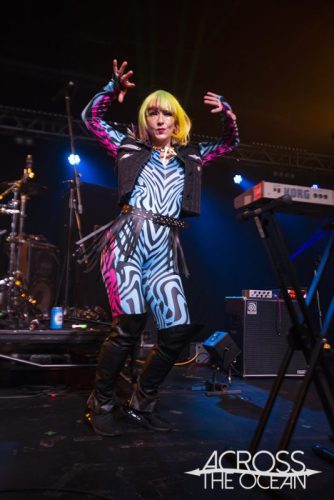 monster_zoku_onsomb_waves_11