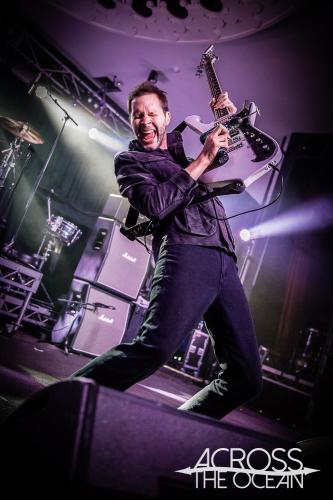 mr_big_eatons_hill_hotel_07