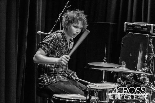 peter_bibby_and_his_bottles_of_confidence_newtown_social_club_07