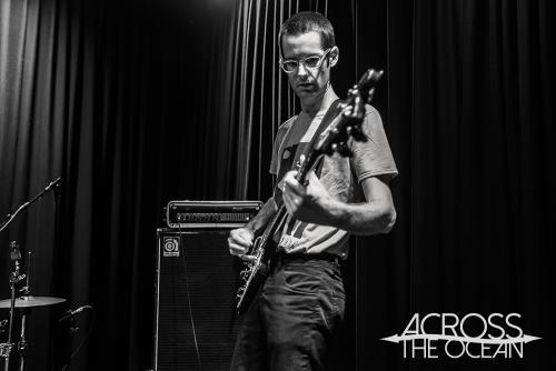 peter_bibby_and_his_bottles_of_confidence_newtown_social_club_10