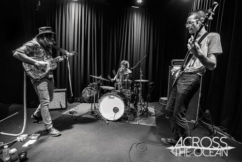 peter_bibby_and_his_bottles_of_confidence_newtown_social_club_13