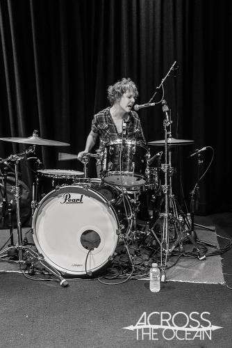 peter_bibby_and_his_bottles_of_confidence_newtown_social_club_16