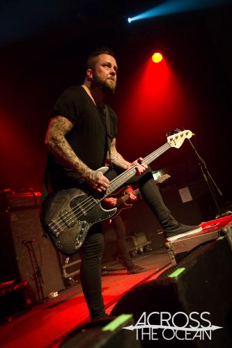 raised_fist_max_watts_09