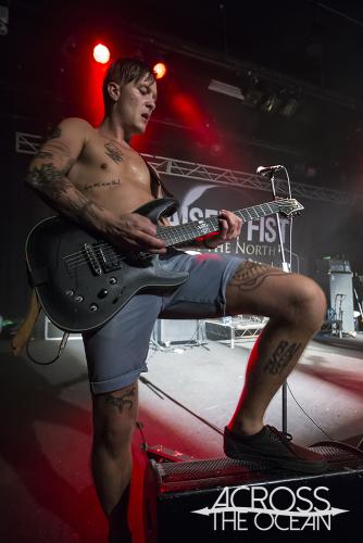 raised_fist_the_metro_08