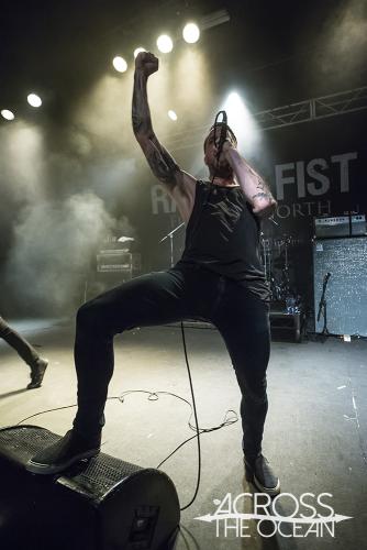 raised_fist_the_metro_09